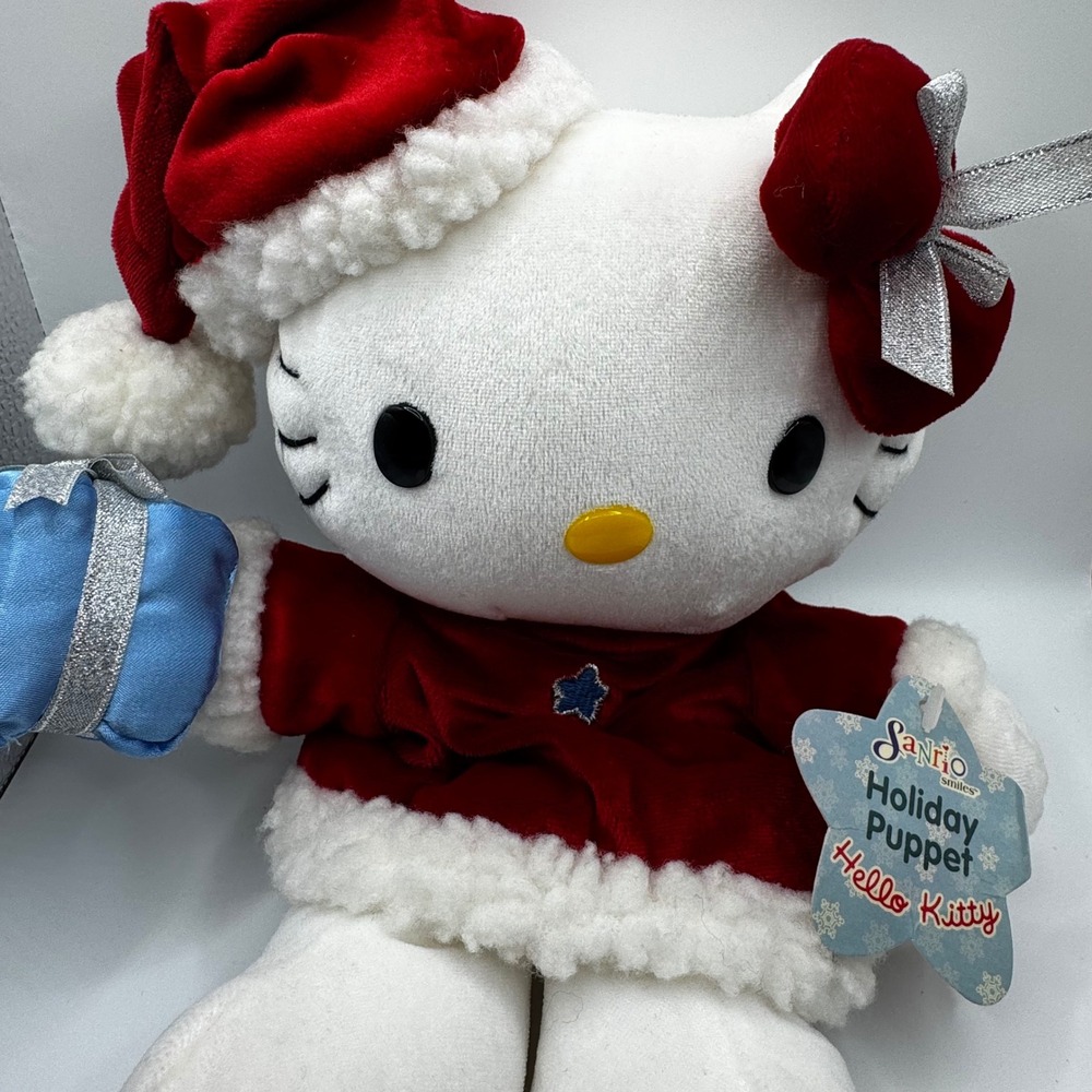 Vintage 1999 Hello Kitty Holiday Puppet Christmas Plush Sanrio Collectible